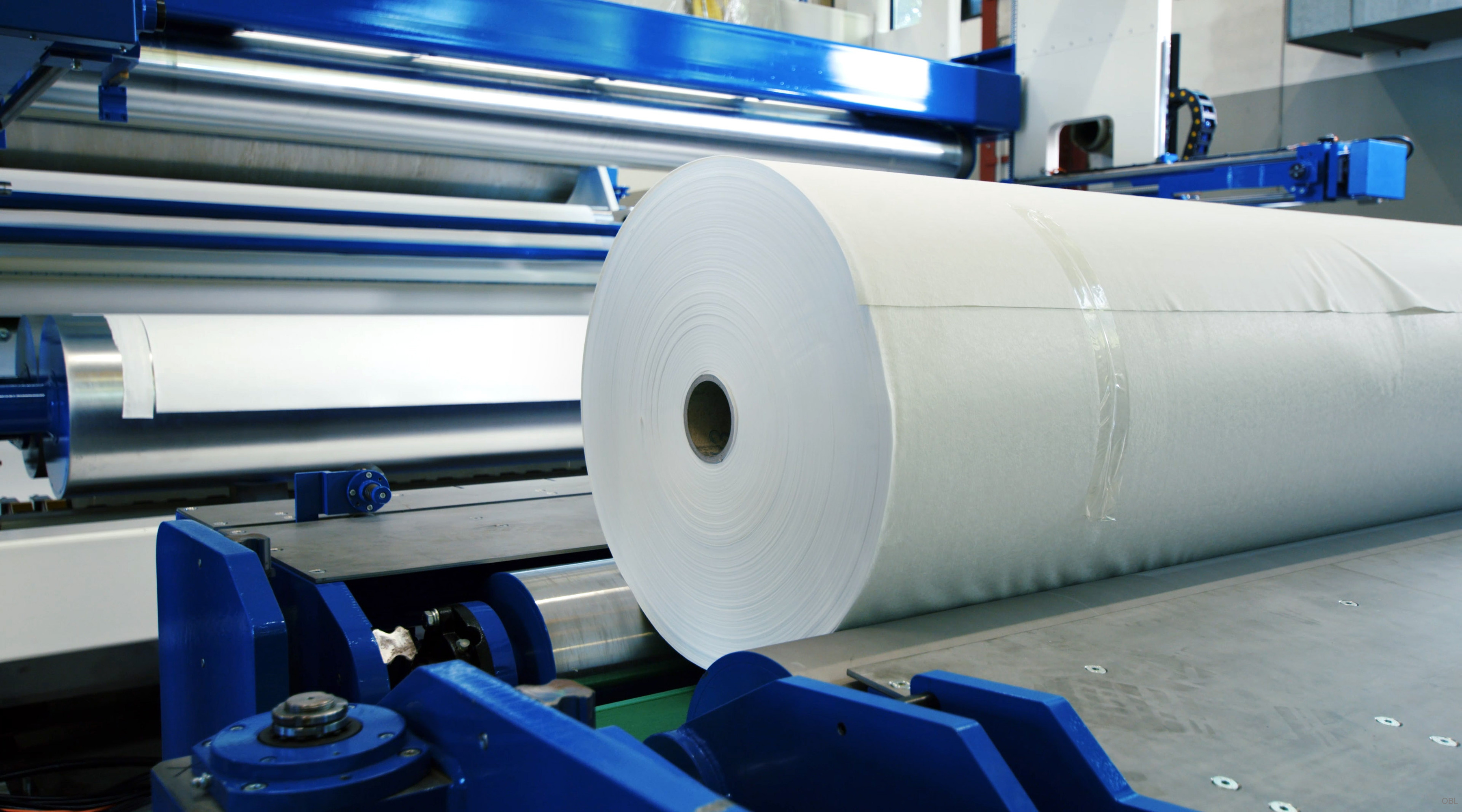 View of the reel entering the e-Wrapper